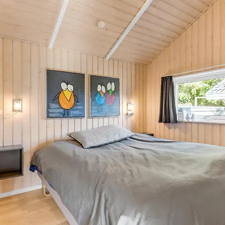 Toftlund With A Fireplace 01