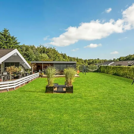 Toftlund With A Fireplace 01 * Toftlund