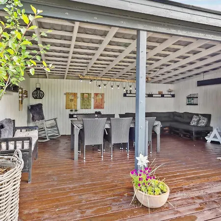 Toftlund With A Fireplace 01 Ferienhaus